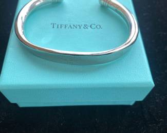 $250.00 - Tiffany & Co. Elsa Peretti Open Bangle Sterling Bracelet