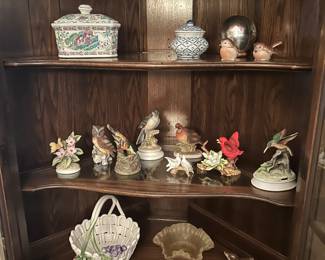 Ethan Allen corner hutch 