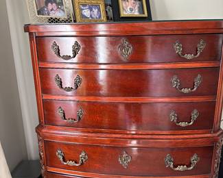 vintage chest of drawers