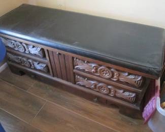 Lane Cedar Chest, Padded Top