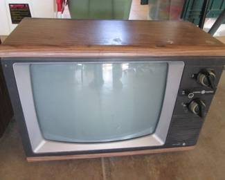 Vintage GE and RCA TV's - Great for Gaming
