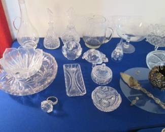 Glassware, Figurines & Collectibles
