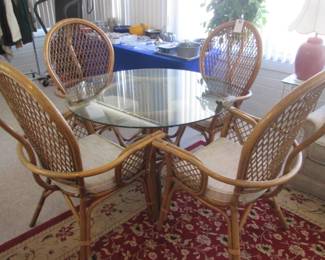 42" Glass-Top Table/4-Chairs, Bamboo Woven Design