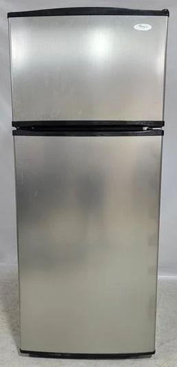 8124 - Whirlpool refrigerator & freezer 68 x 28 x 32 needs cleaning
