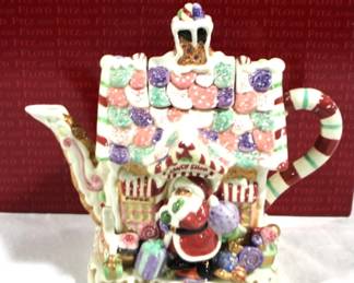 7483 - Fitz & Floyd "Candy Shop Santa" Teapot w/Box
