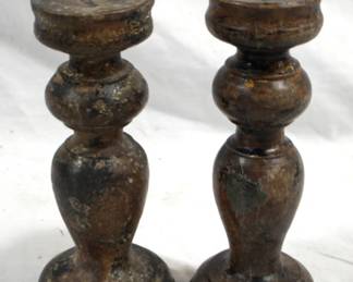 7824 - 2pc Set Candle Holders 7" Tall
