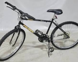 8023 - Huffy Superia bicycle, 25: wheels 36" overall height
