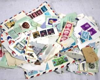 957 - Lot of Assorted Stamps
