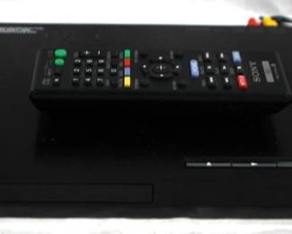 7408 - Sony Blu-Ray Player w/Remote AV Cables
