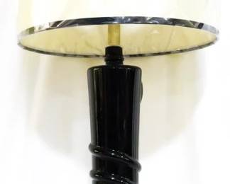 4137 - Wildwood decorative 33" lamp
