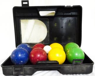 4193 - Bocce ball set in case, 12 x 18 x 5
