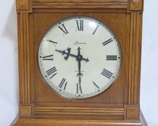 3246 - Loricron Oak Mantel Mission Style Mantel Clock 12.5x11x6
