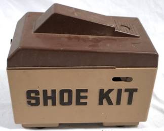 7653 - Vintage Shoe Kit - plastic bin & contents
