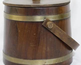 4076 - Wooden sugar bucket with lid, 8 x 8
