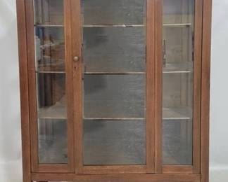 8132 - Vintage oak china cabinet, 60 x 48 x 17 with key
