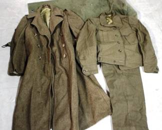 7718 - Military Trench Coat & Uniform w/ bag

