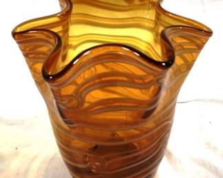 7455 - Art Glass Vase 7" Tall
