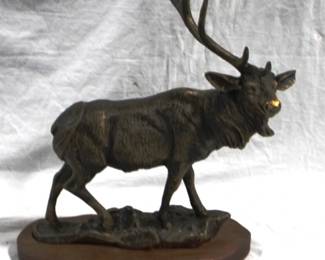 7366 - Elk Statue - (Detached Antler) 14" x 7" x 18"

