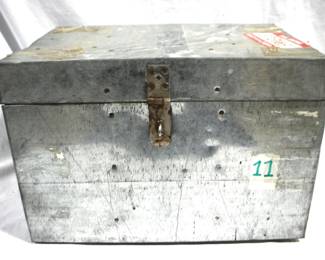 7820 - Metal Storage Box 18.5" x 12.85" x 12.5"
