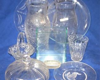 7342 - Lot of Assorted Glass Items
