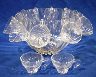 7647 - Punch Bowl 2/ 12 Cups - 10.5" round
