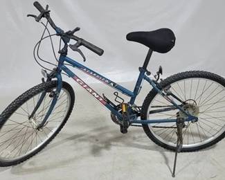 8022 - Giant Acapulco bicycle, 25" wheels 36" overall height
