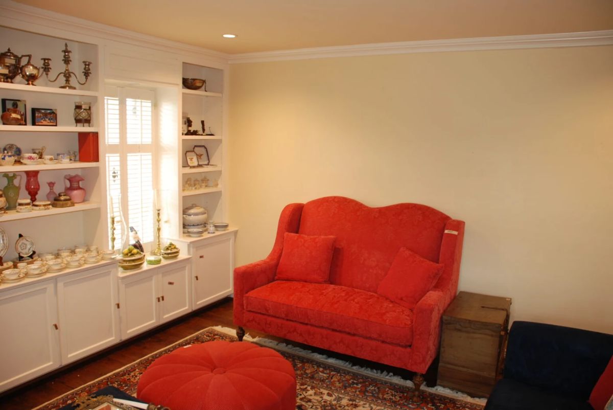 The Jewel Box Estate Sale in Dallas, TX starts on 3/22/2024