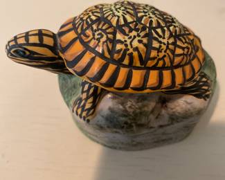 SIGNED CAROL HALMY PORCELAIN 