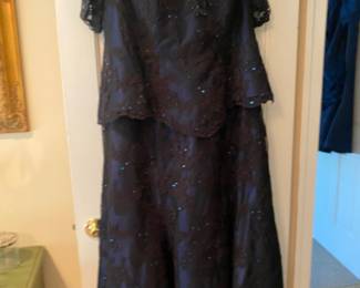 BEAUTIFUL DRESSY GOWNS ($$$$ RETAIL)