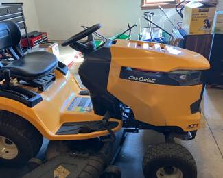 Cab Cadet Lawn mower tractor