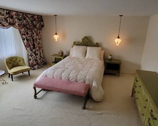 TIME CAPSULE BEDROOM