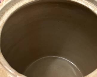 #276 kitchen pottery blue cookie jar 9 inch tall $35.00