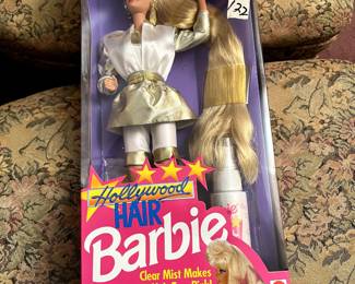#122 Hollywood Hair Barbie NRFB $75.00