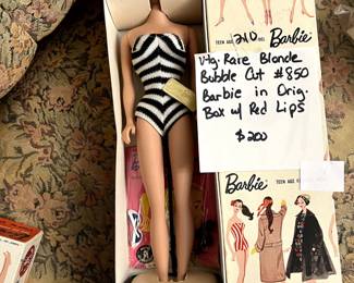 #210 Vintage rare blond bubble cut Barbie with red lips #850 $200.00