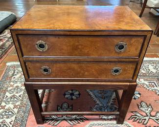 Lot #19 - $250 John Widdicomb table made to look like a chest on stand. 20"H x 17"W x 11"D