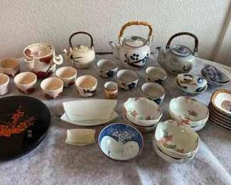 FTM057 Various Japanese Porcelain Dishes & Tea Sets