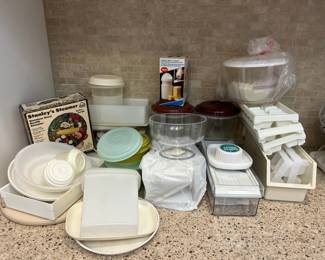 FTM029- Mystery Kitchen Lot