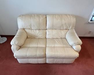 FTM007- (2) Seater Leather Recliner Sofa