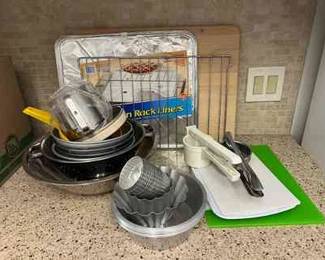 FTM015- Mystery Kitchen Lot