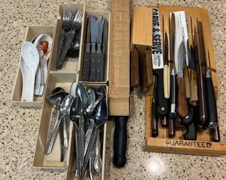 FTM019- Assorted Vintage Kitchen Knives & Cutelry 
