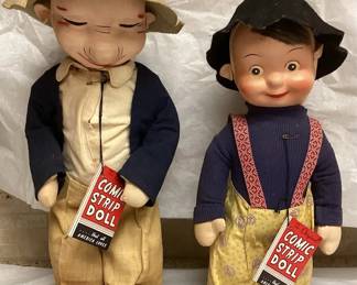 FTM208 Two Vintage Comic Strip Dolls