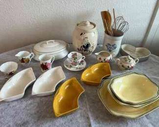 FTM058 Mc Coy, Pfaltzgraff, California Pottery, Steubenville & Other Vintage Pottery