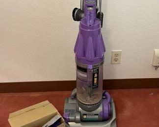 FTM050 Dyson Animal Upright Vacuum Cleaner With Accessories 