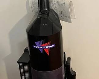 FTM046 Fantom Upright Vacuum Cleaner 