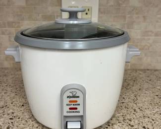 FTM022- Zojirushi Rice Cooker