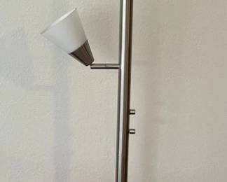 FTM073 Tall Floor Lamp