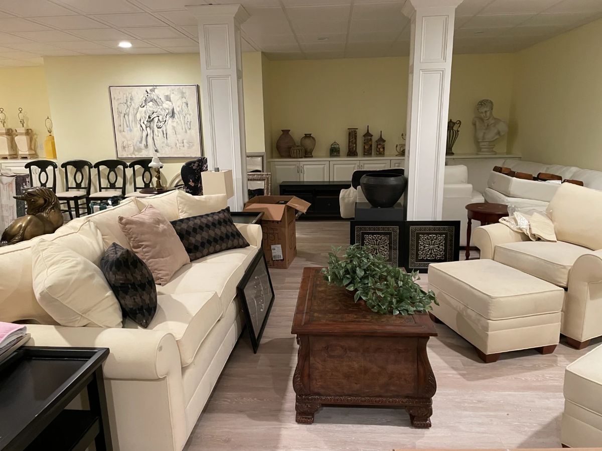 BUCKINGHAM ESTATE SALE New Fairfield, CT starts on 4/5/2024