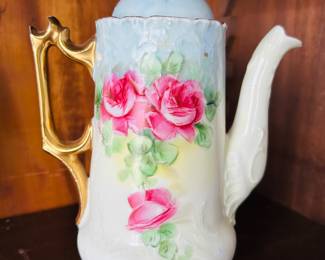 $20 ~ VINTAGE TEA/COFFEE POT, FLORAL. NO MARKINGS. VGUC. (To purchase or inquire about this item, please text 470.370.0348.)