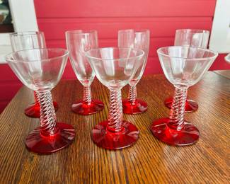 $18 ~ LOT 7 VTG BARWARE GLASSES, VGUC.  (To purchase or inquire about this item, please text 470.370.0348.)