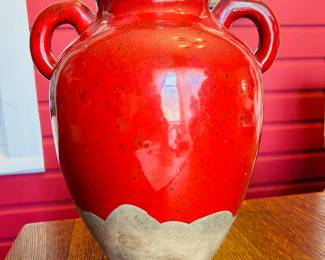 $25 ~ LARGE SOUTHERN LIVING AT HOME VERONA RED OLIVE JAR VASE WITH DOUBLE HANDLE, VGUC. Measures approximately 12"h x 10"d to handles. (To purchase or inquire about this item, please text 470.370.0348.)